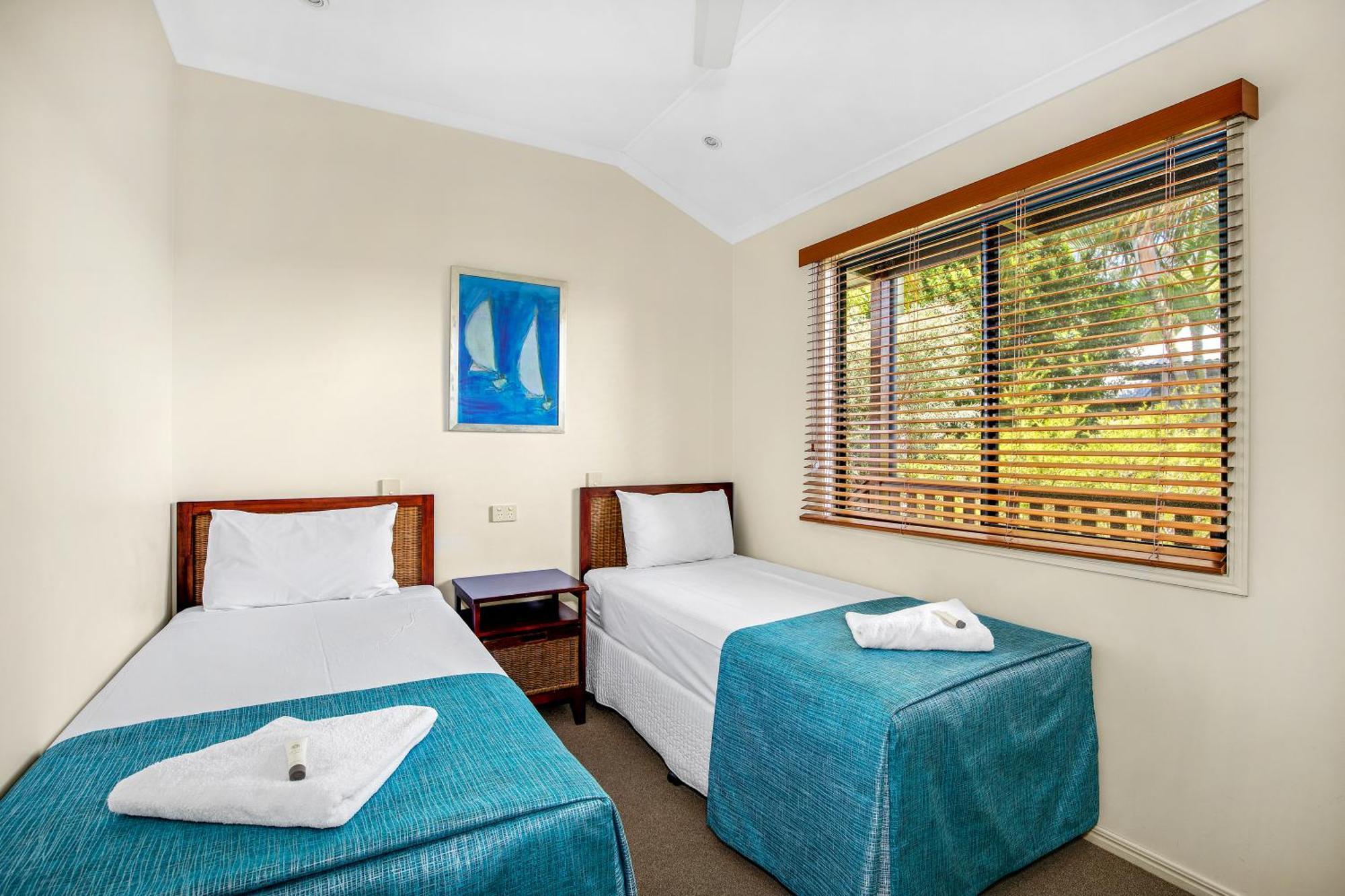 Tin Can Bay Marina Villas 외부 사진